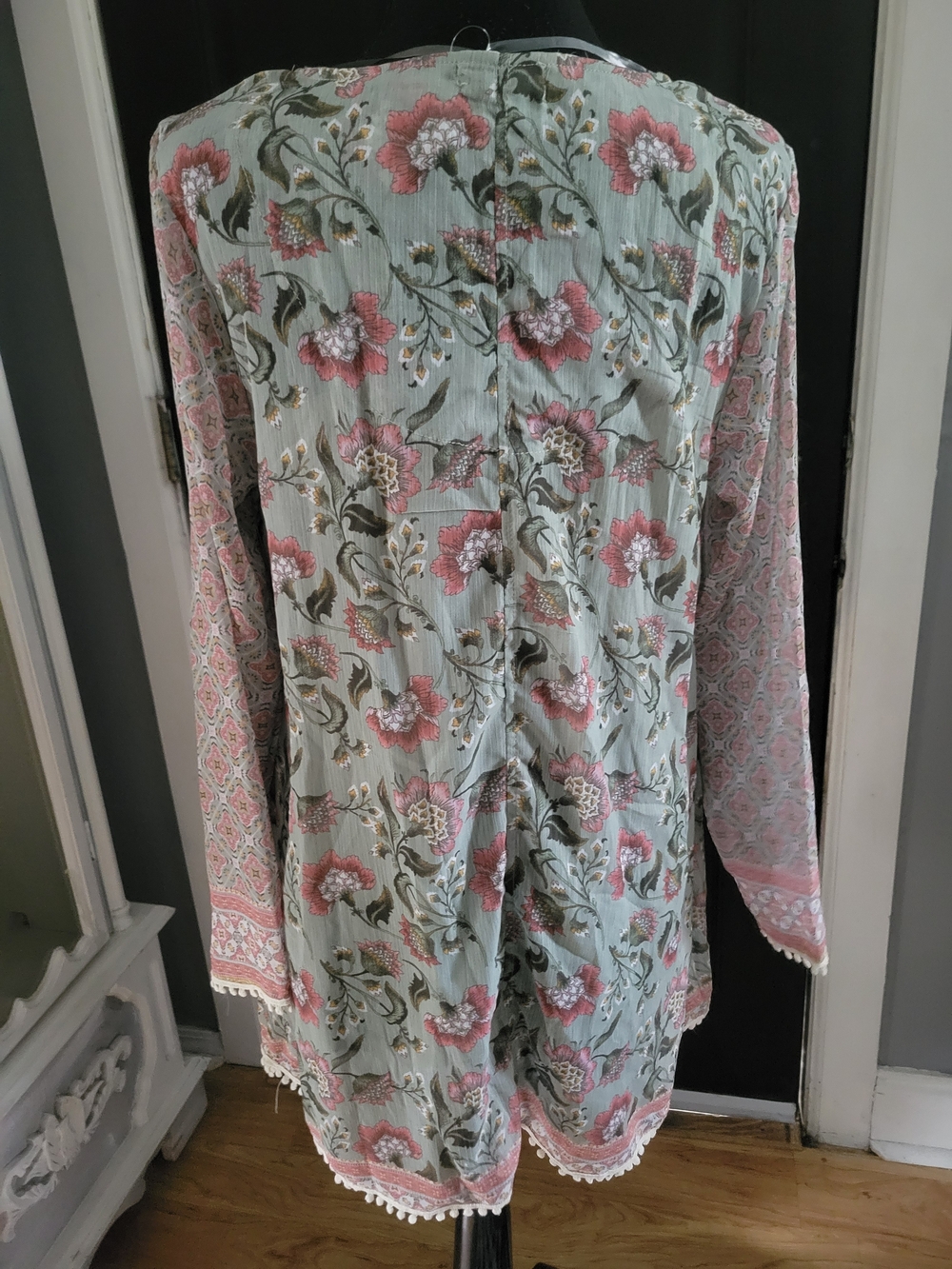 ONE WORLD Sage Green Floral Blouse with Pink Accents - Picture 3 of 4